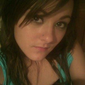 Meet your Posher, Leah